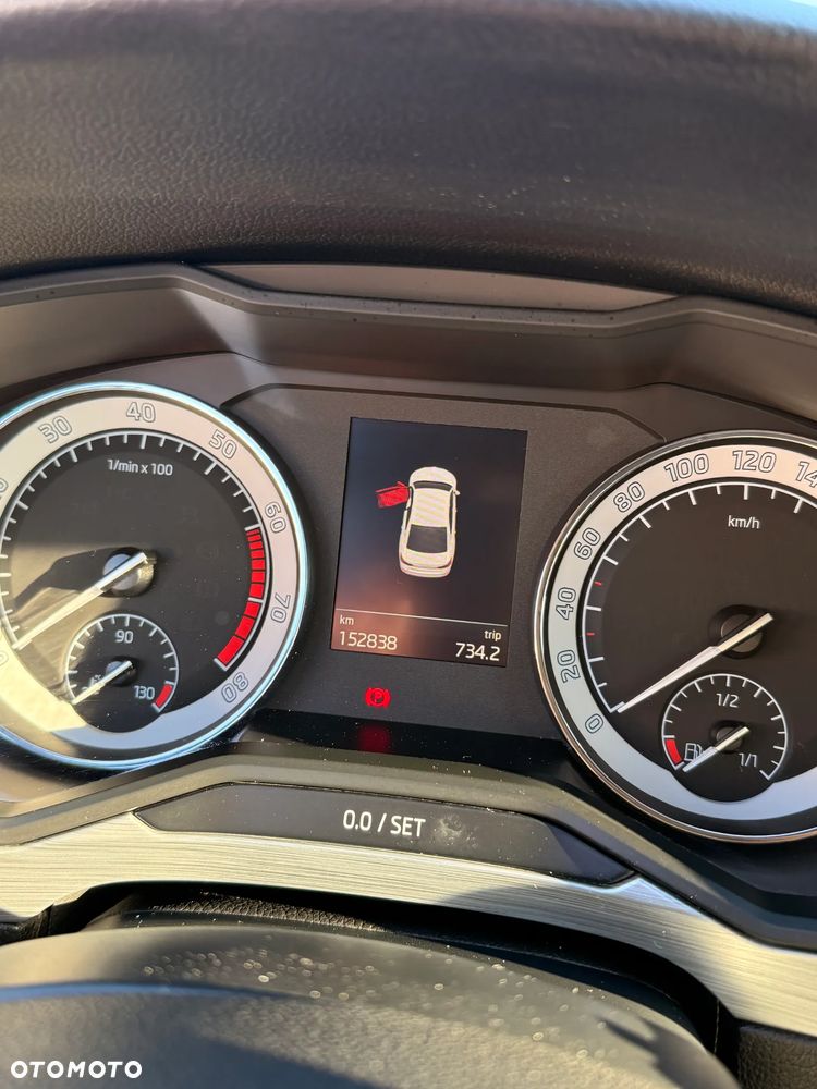 Skoda Superb 1.5 TSI Ambition DSG - 11