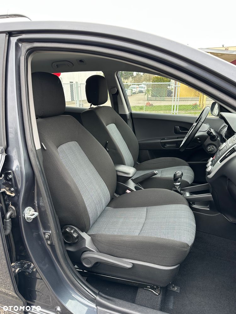 Kia Ceed 1.4 L Euro2012 - 23