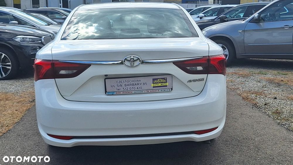 Toyota Avensis - 6