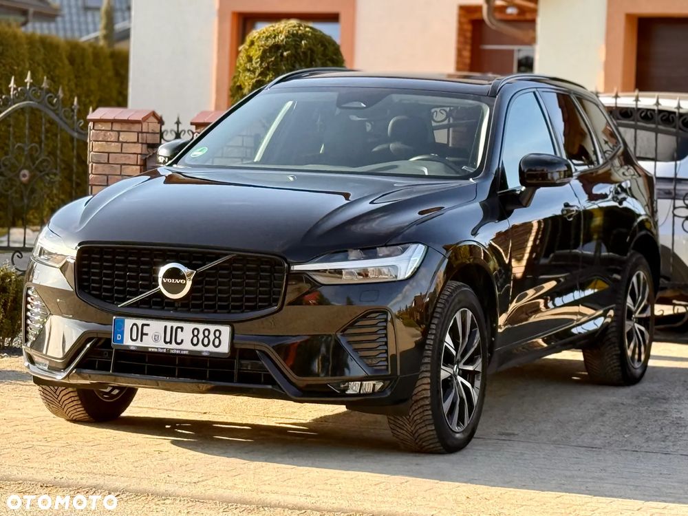 Volvo XC 60 B4 D AWD Geartronic Momentum Pro - 3