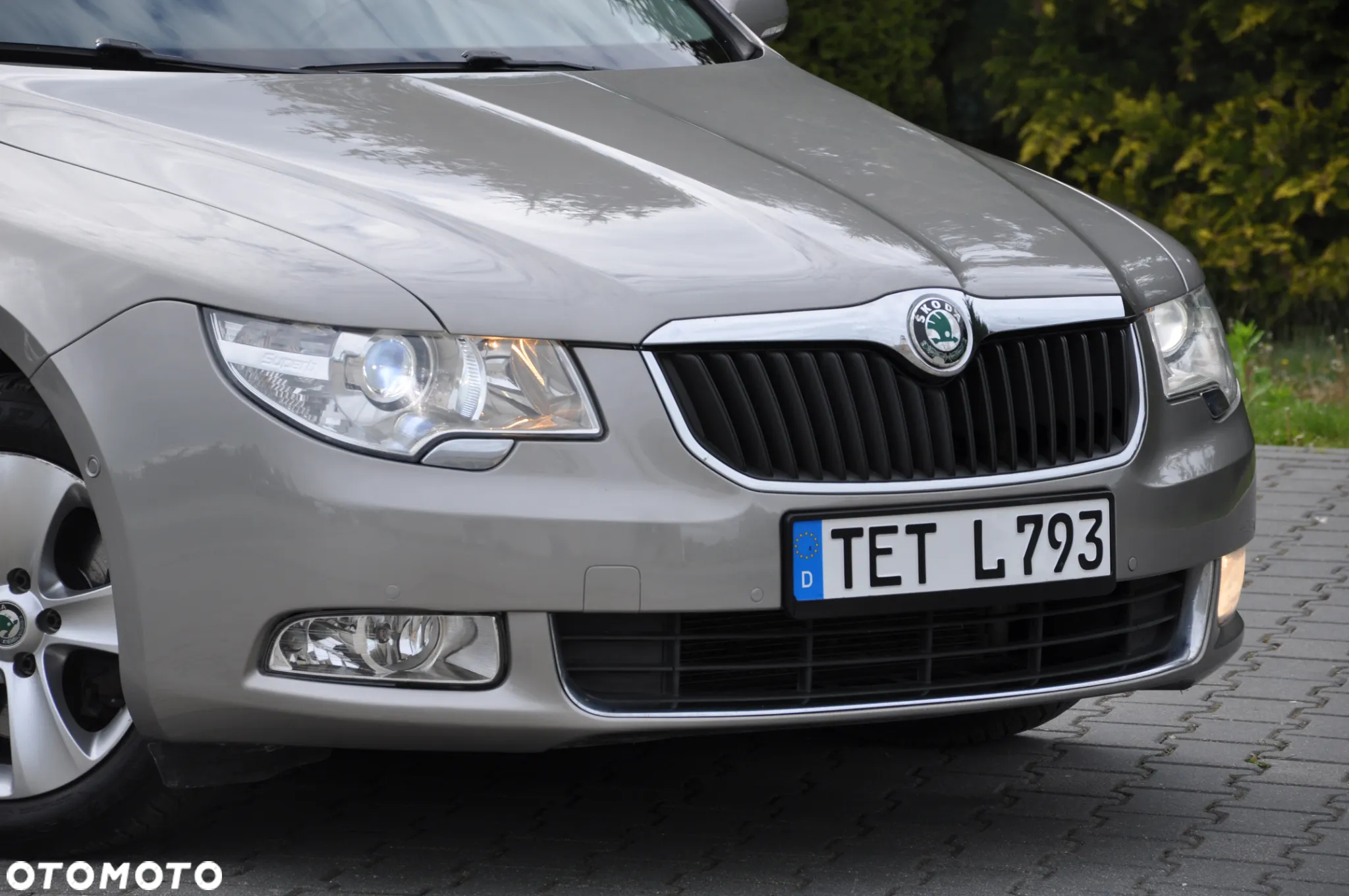 Skoda Superb 2.0 TDI Exclusive - 3