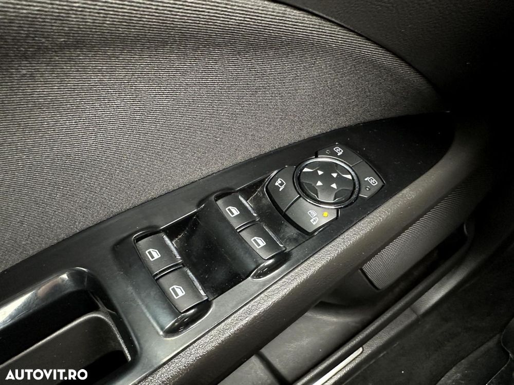 Ford Mondeo - 20