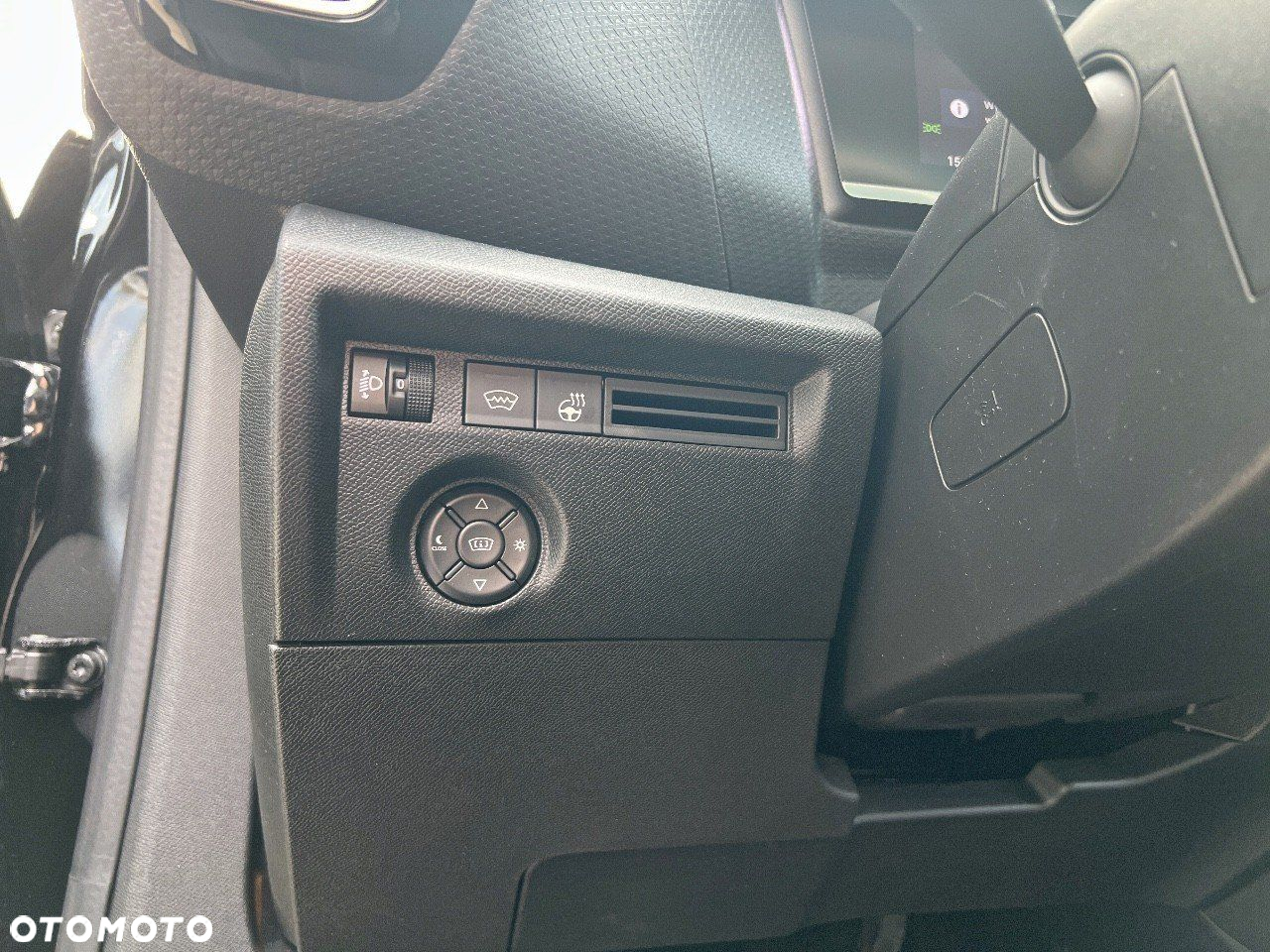 Citroën C4 1.2 PureTech Max S&S EAT8 - 15