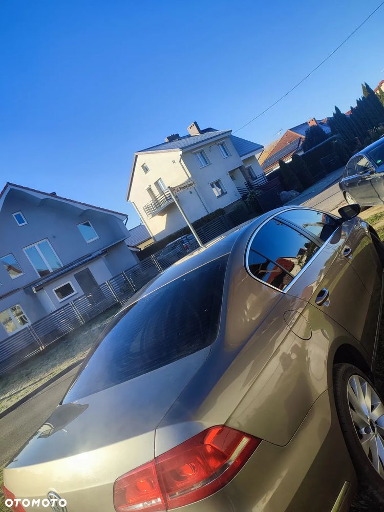 Volkswagen Passat 2.0 Blue TDI DPF Highline - 6