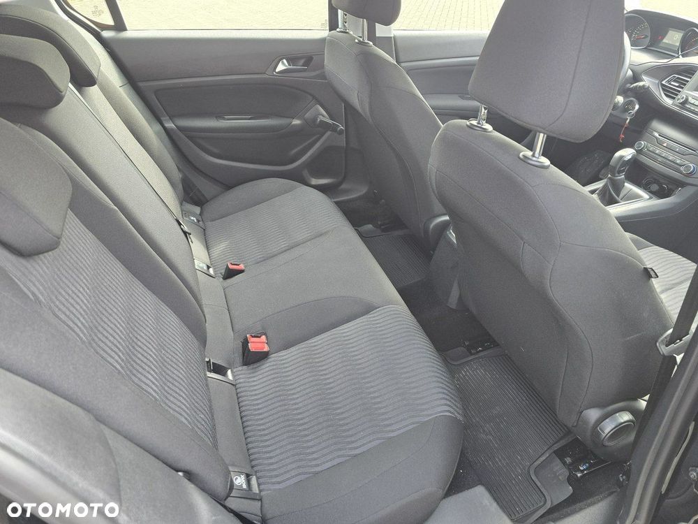 Peugeot 308 - 16