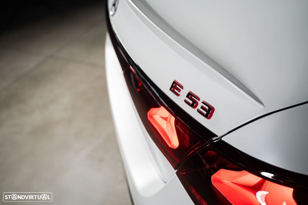 Mercedes-Benz E 53 AMG HYBRID 4Matic+ SpeedshiftFT TCT 9G - 15