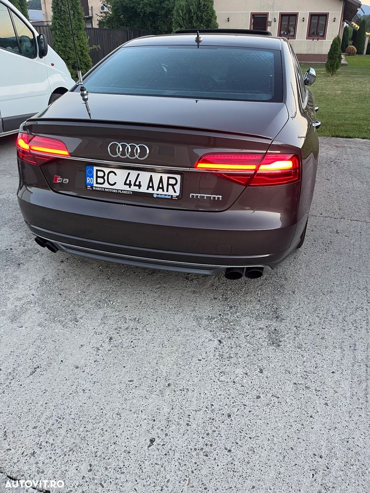 Audi S8 Plus 4.0 TFSI quattro Tiptronic - 3