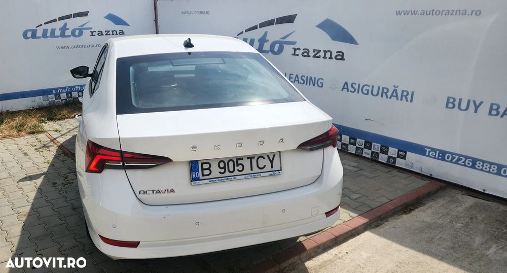 Skoda Octavia 2.0 TDI DSG Style - 14