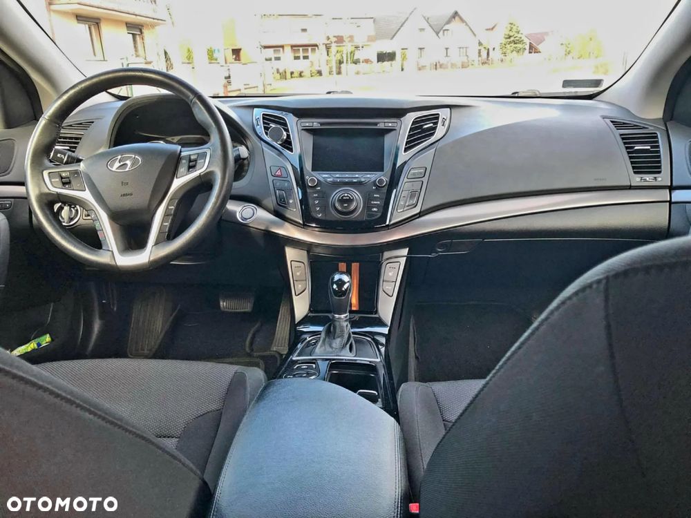 Hyundai i40 - 12