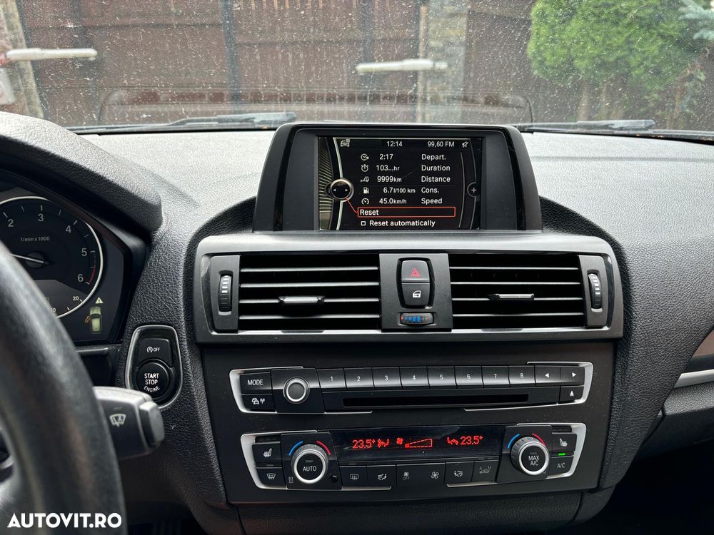BMW Seria 1 - 18