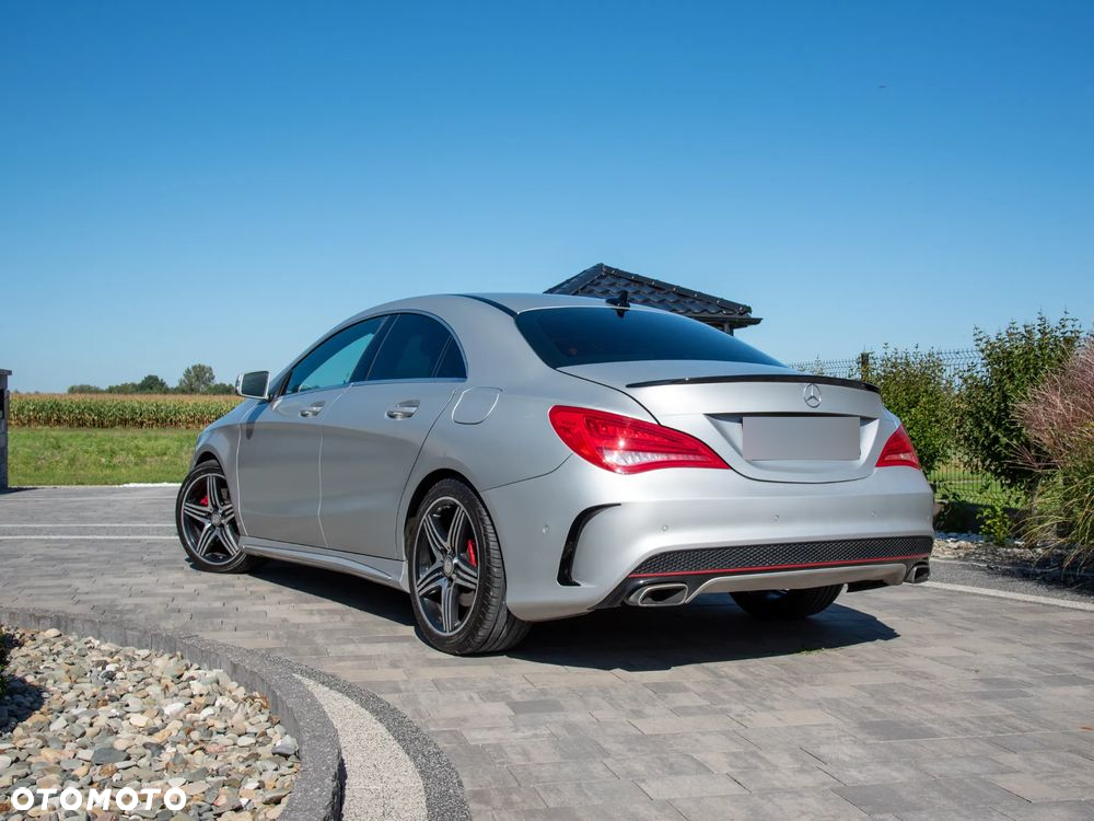 Mercedes-Benz CLA 250 4Matic 7G-DCT AMG Line - 5