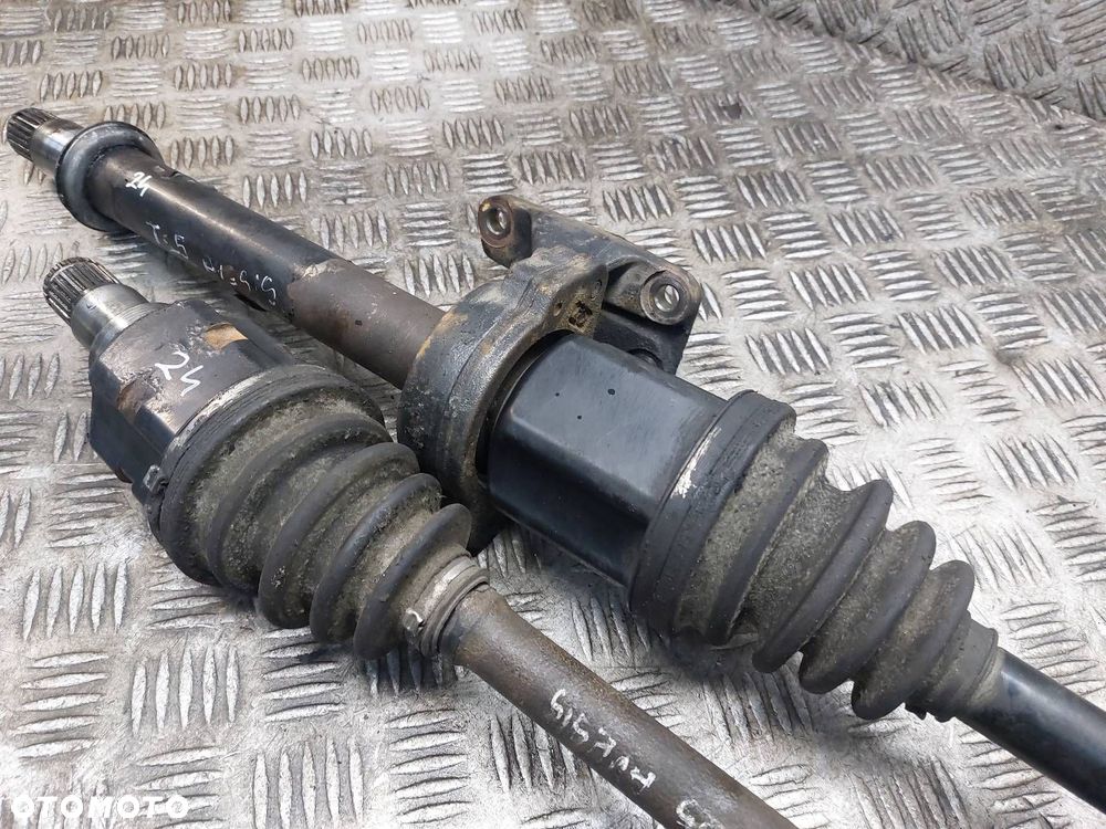 PÓŁOŚ LEWY PRZÓD + PRAWY PRZÓD 5B TOYOTA AVENSIS T25 2.0 D4D - 3