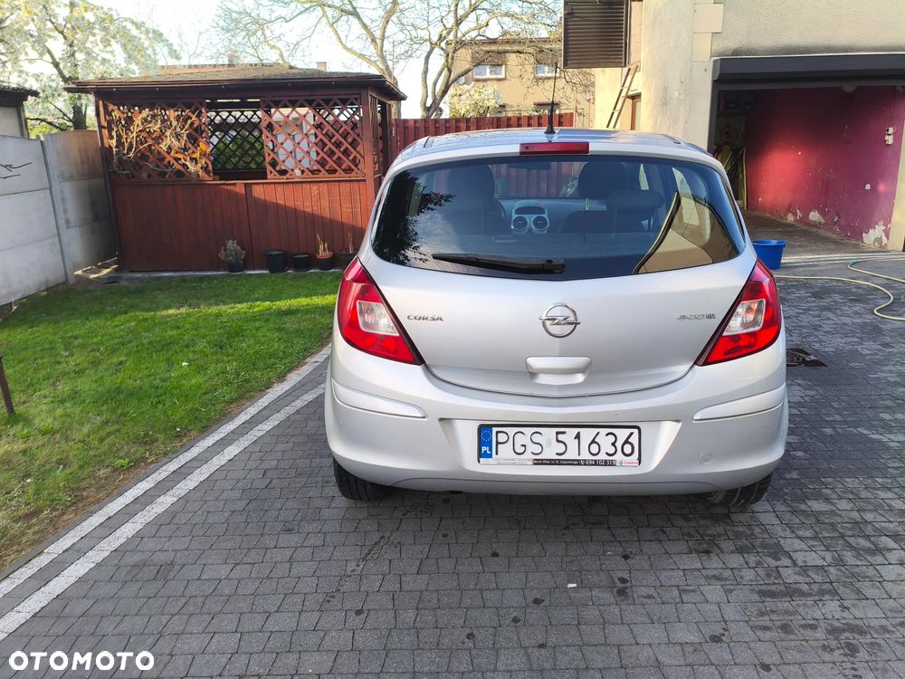 Opel Corsa - 7