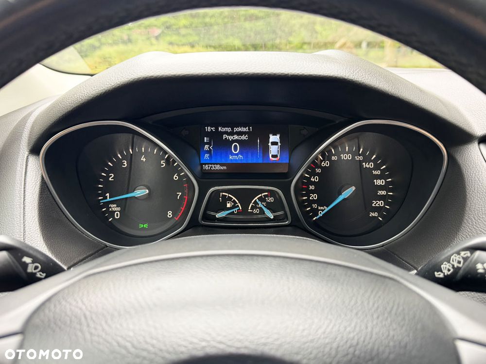 Ford Focus - 22