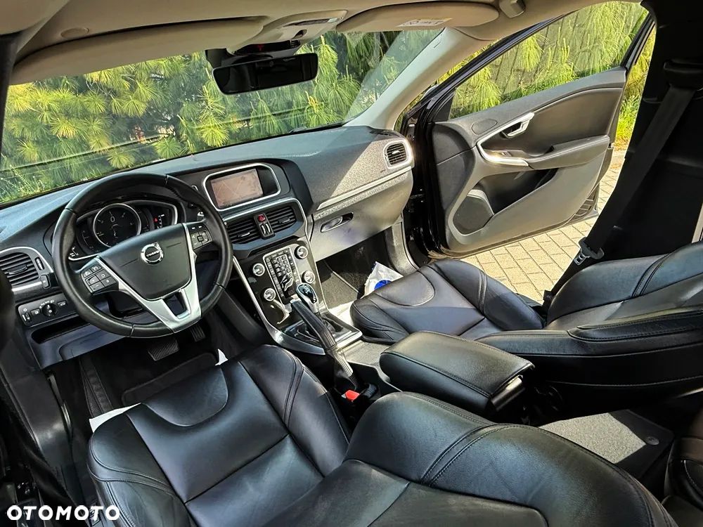 Volvo V40 D2 Geartronic Inscription - 32