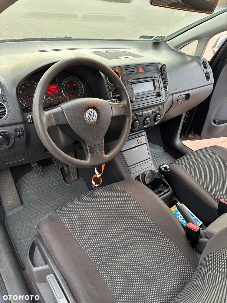 Volkswagen Golf Plus 1.6 FSI Comfortline - 7