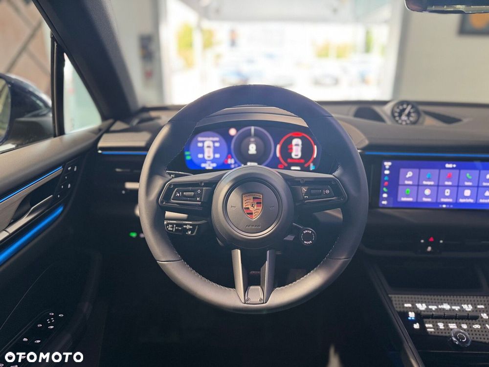 Porsche Macan - 12