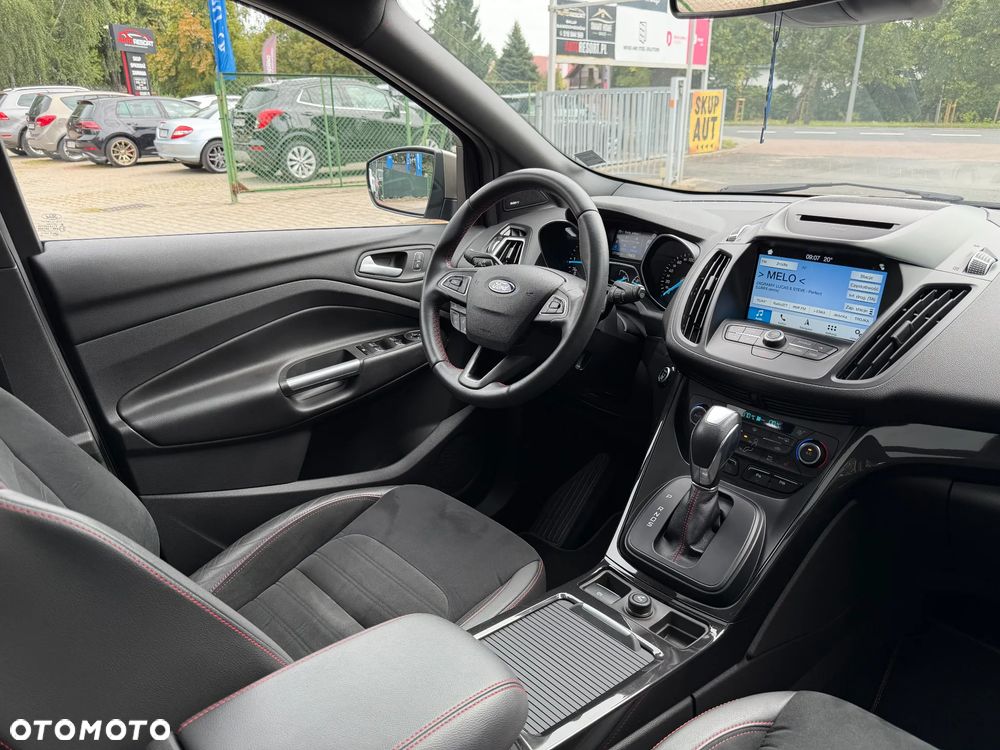 Ford Kuga 2.0 TDCi 4x4 ST-Line - 7