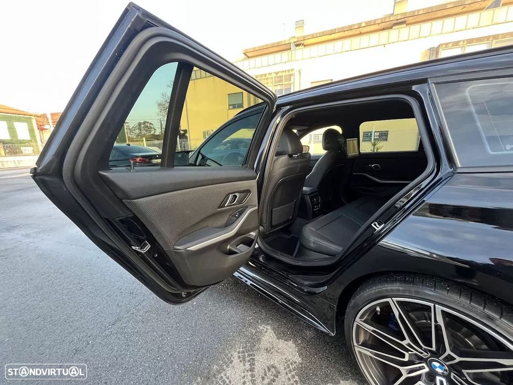 BMW 320 d Pack M Auto - 41