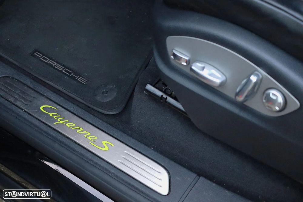 Porsche Cayenne S E-Hybrid - 9
