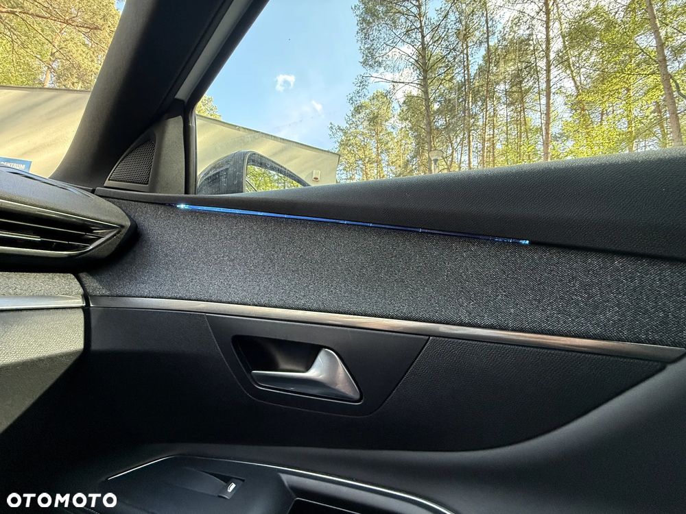 Peugeot 3008 1.5 BlueHDi Allure Pack S&S EAT8 - 39