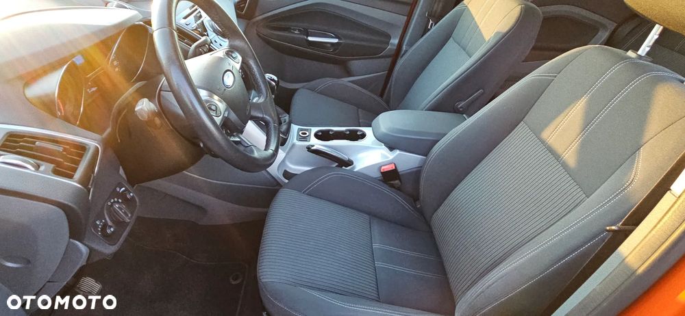 Ford Grand C-MAX - 8