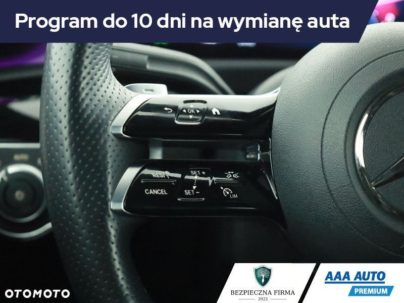 Mercedes-Benz CLA - 21