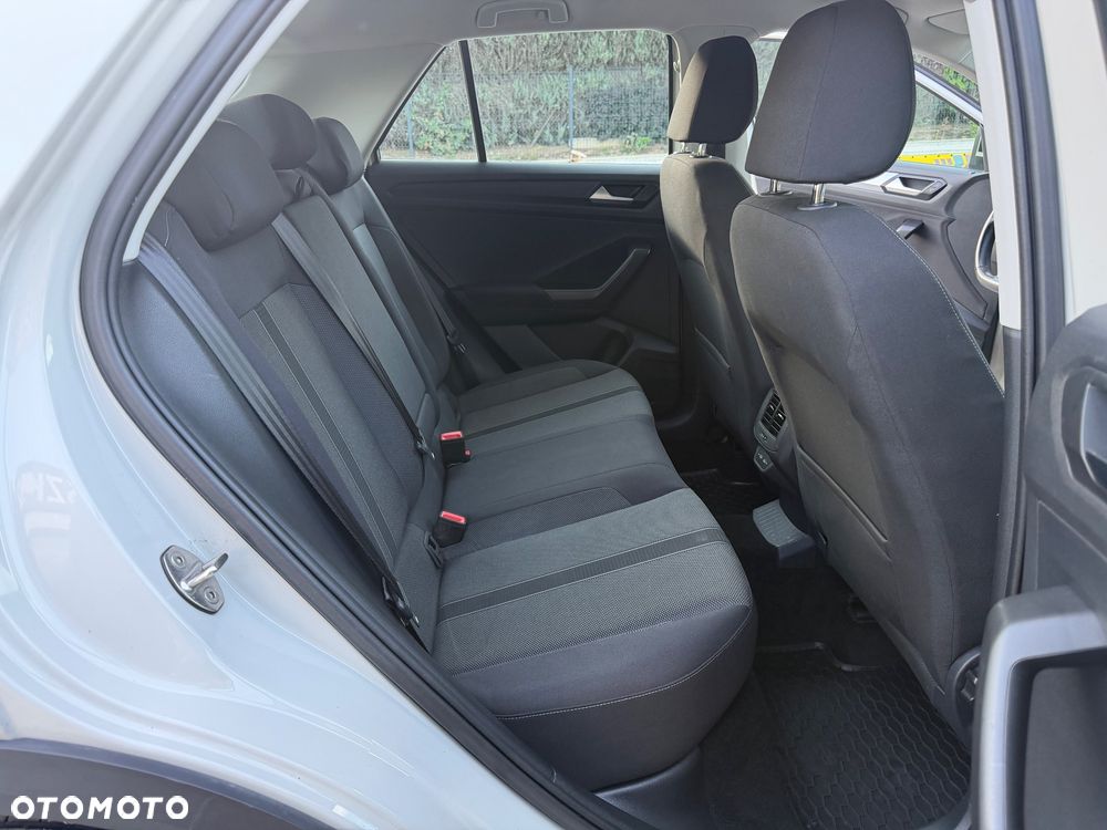 Volkswagen T-Roc 1.5 TSI Life - 29