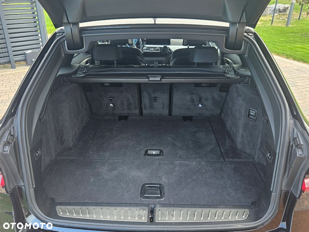 BMW Seria 5 530i - 6