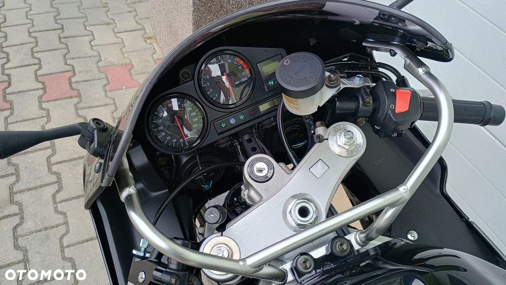 Honda CBR - 10