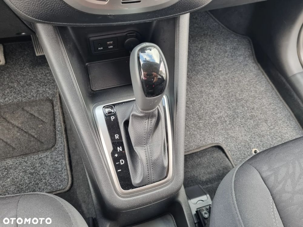 Hyundai ix20 1.6 Automatik Fifa World Cup Edition - 15