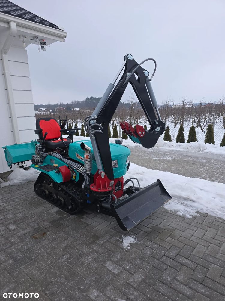 Inny traktor 35HP - 9