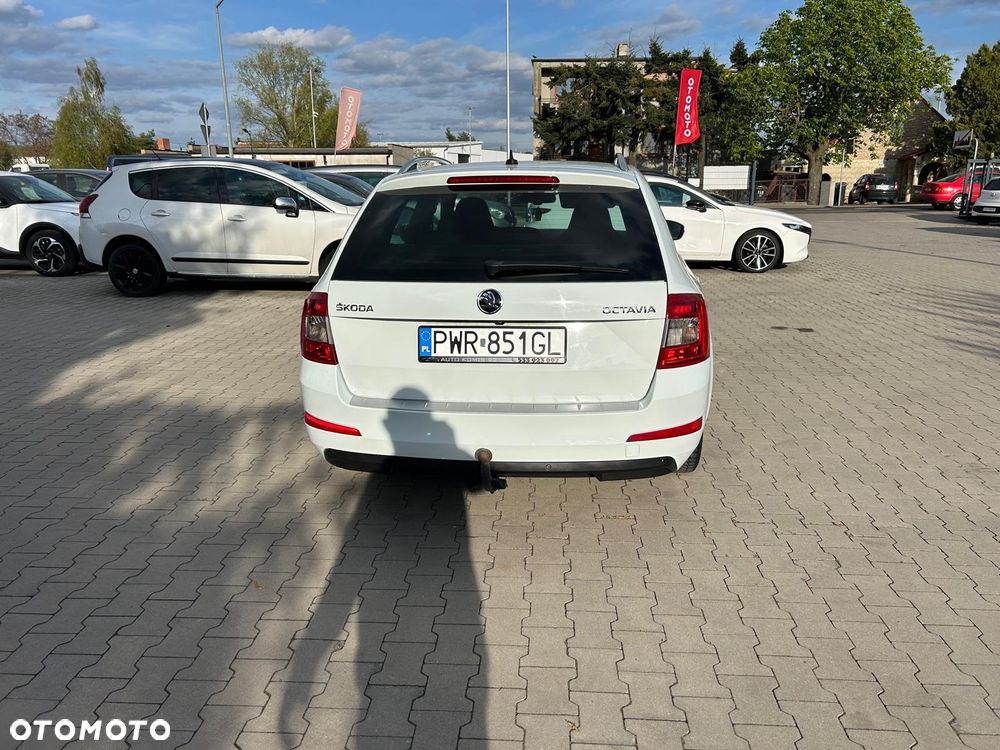 Skoda Octavia 2.0 TDI Elegance DSG - 7