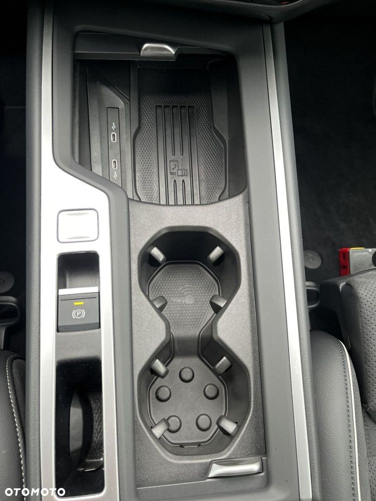 Volkswagen Passat Variant 2.0 TDI SCR Business Plus DSG - 17