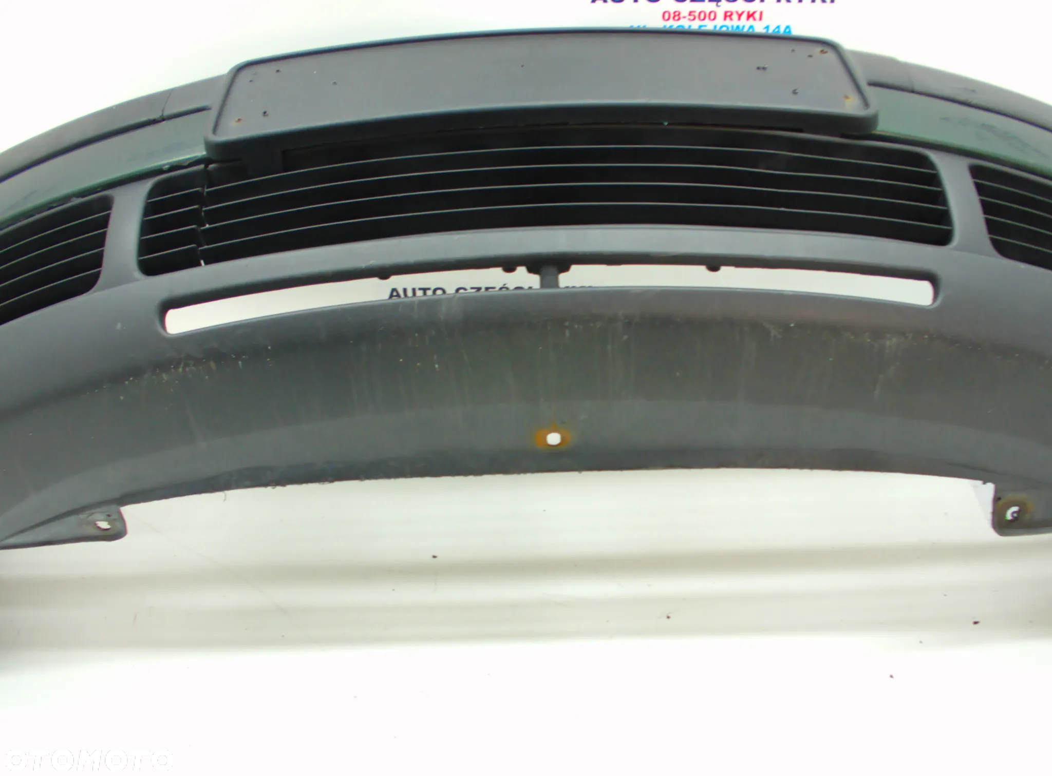 VW Passat B5 Zderzak Przód LC6N - 6