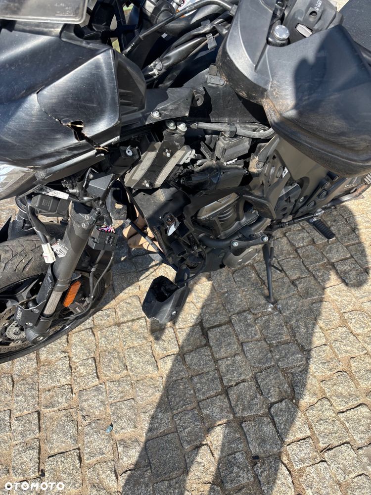 Kawasaki Versys 1000 - 6