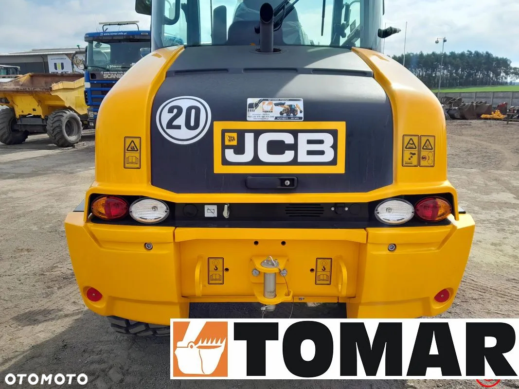 JCB 409 - 17