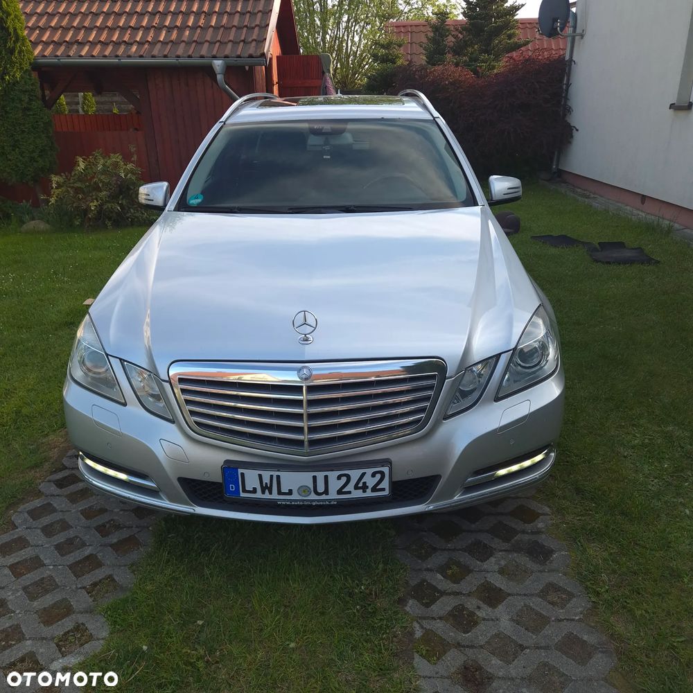 Mercedes-Benz Klasa E 220 CDI 7G-TRONIC Elegance - 3