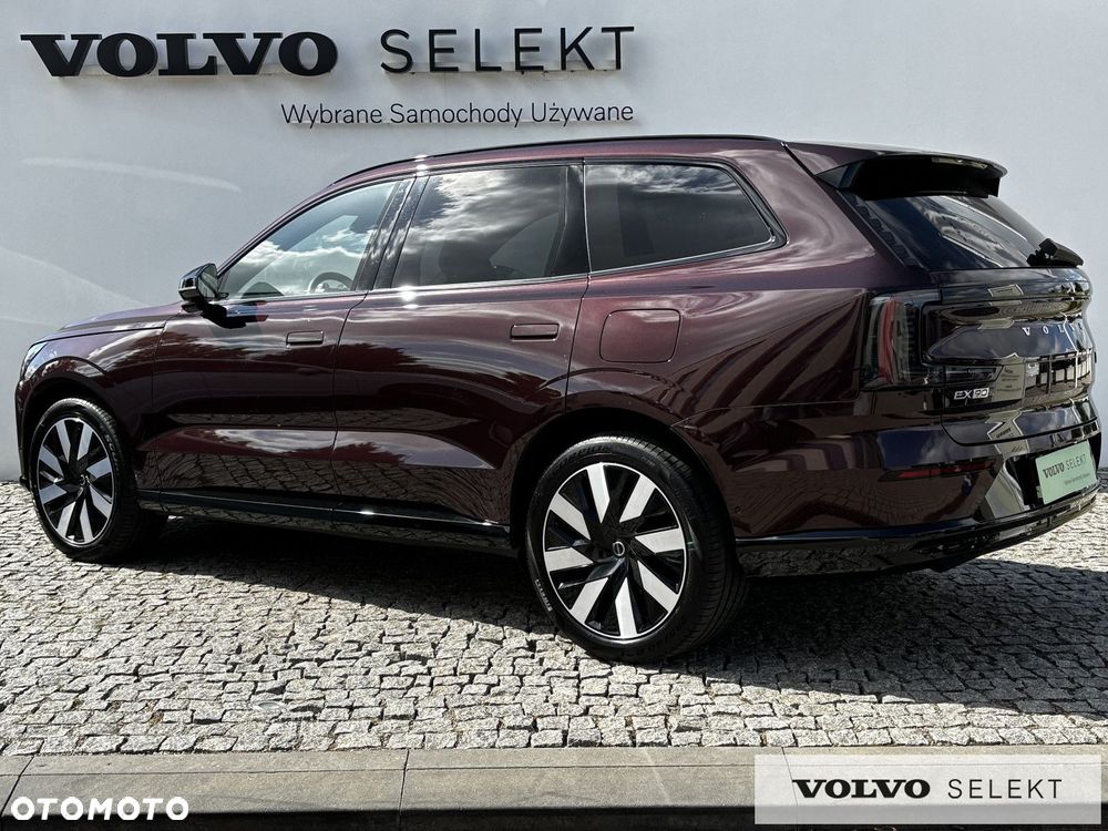 Volvo EX90 - 4