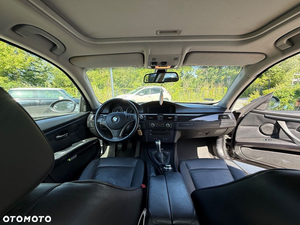 BMW Seria 3 320d - 18