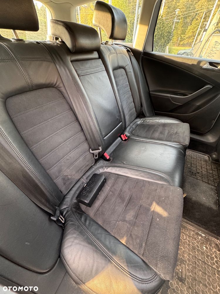 Volkswagen Passat 2.0 TDI DPF Highline DSG - 16