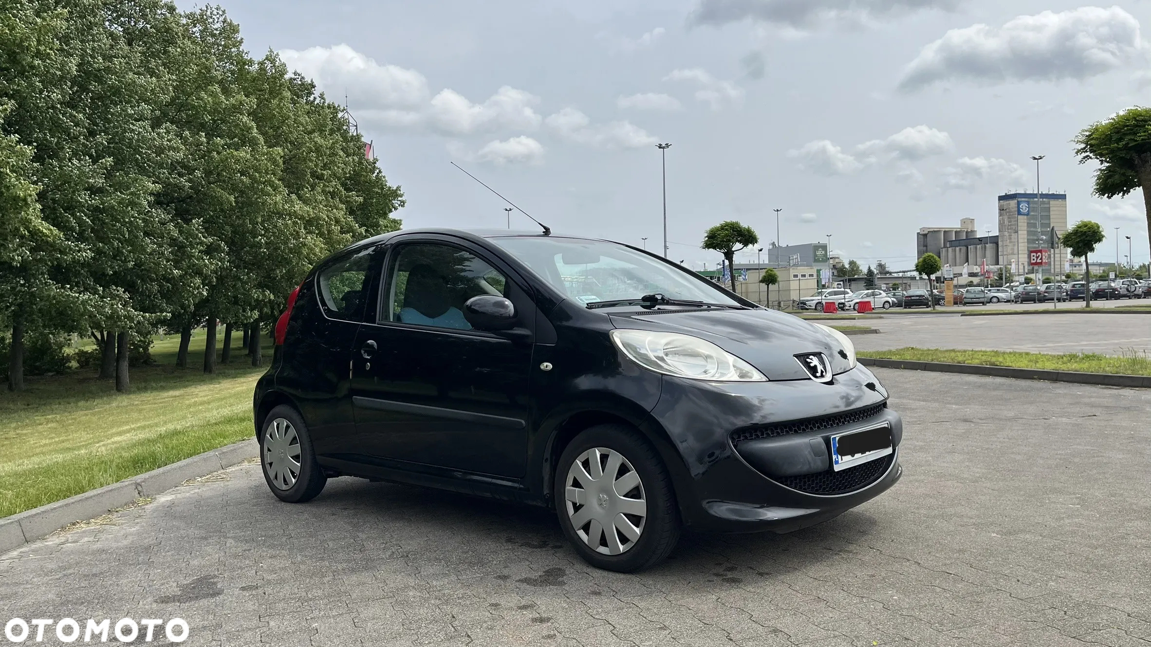 Peugeot 107 1.0 Happy - 2