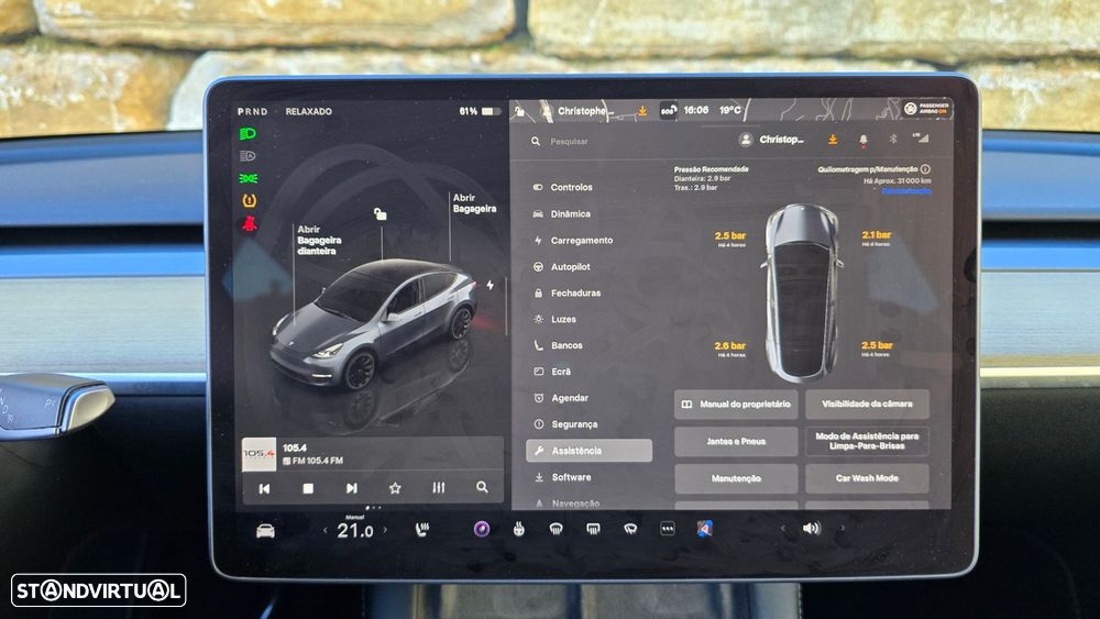 Tesla Model Y Long Range Tração Integral - 34