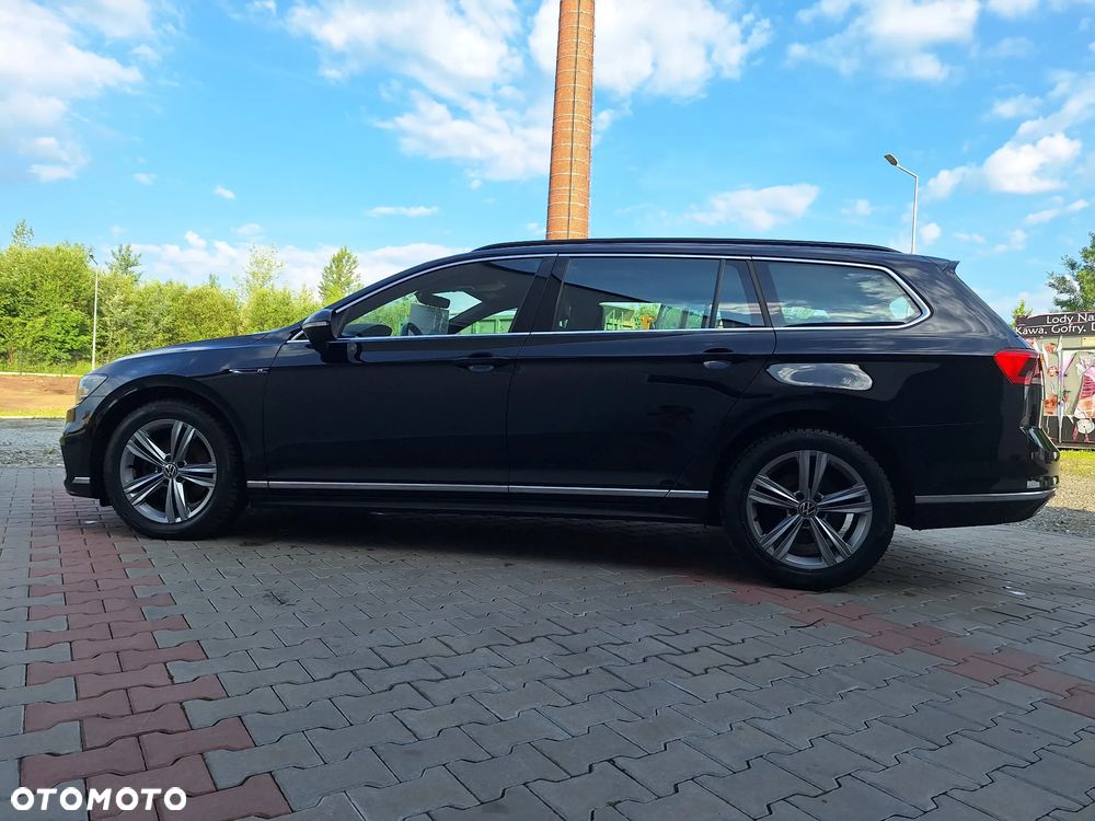 Volkswagen Passat - 4