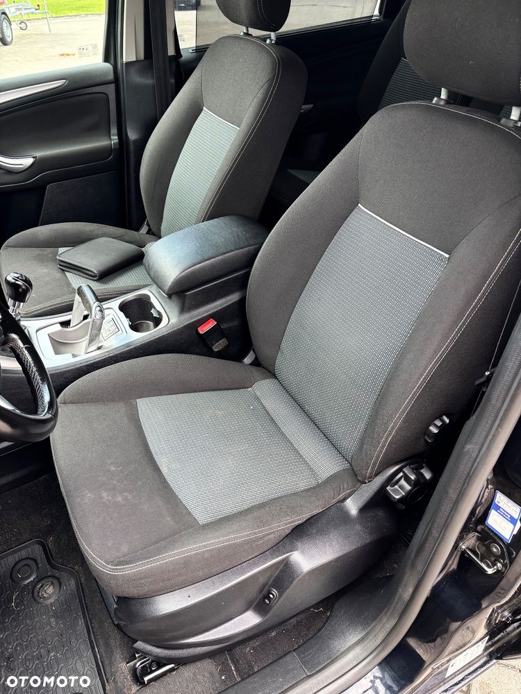 Ford Galaxy 2.0 TDCi Ghia - 20