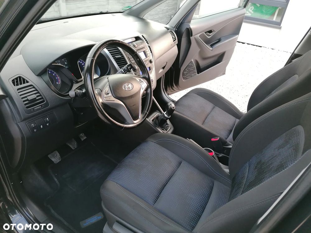 Hyundai ix20 1.4 Premium - 11