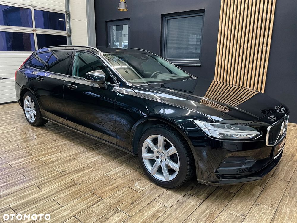 Volvo V90 D4 SCR Momentum - 6
