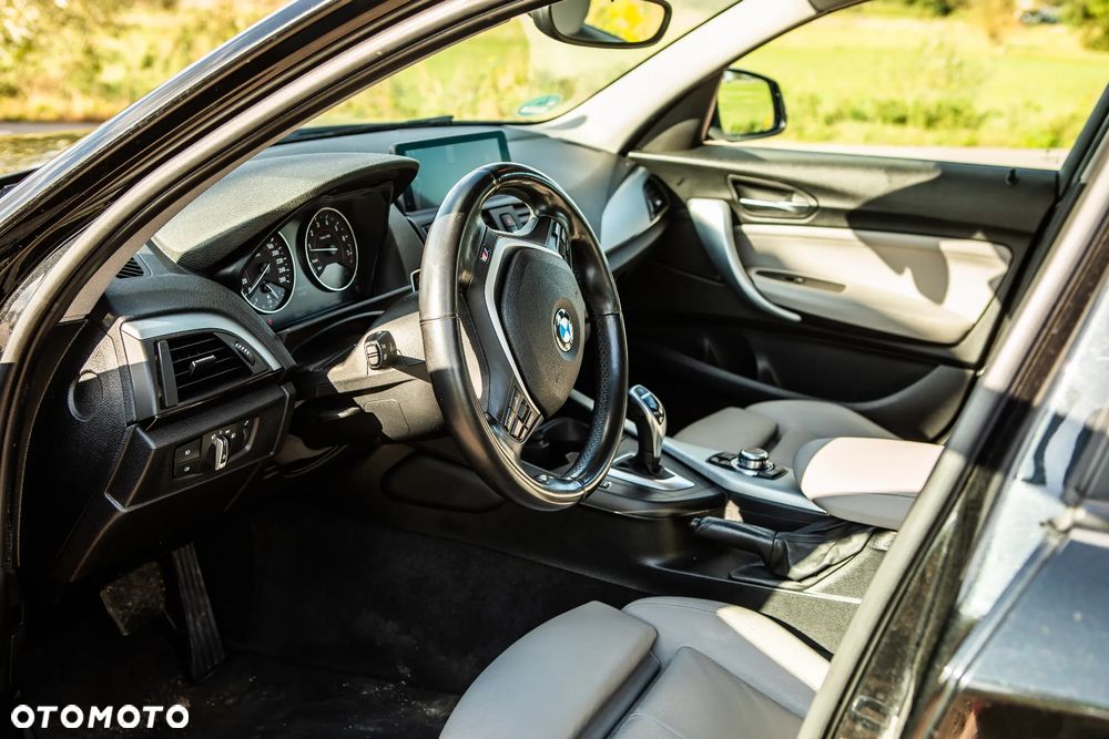 BMW Seria 1 125i Sport Line - 7