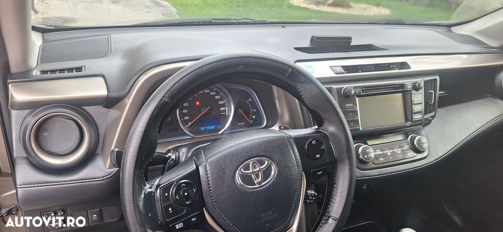 Toyota RAV4 2.0 Multidrive S AWD Luxury - 10