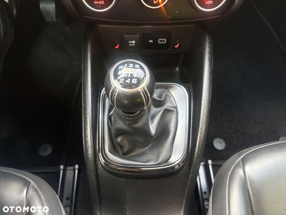 Fiat Tipo 1.4 T-Jet 16v S-Design - 29